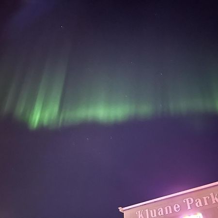 Kluane Park Inn Haines Junction Kültér fotó