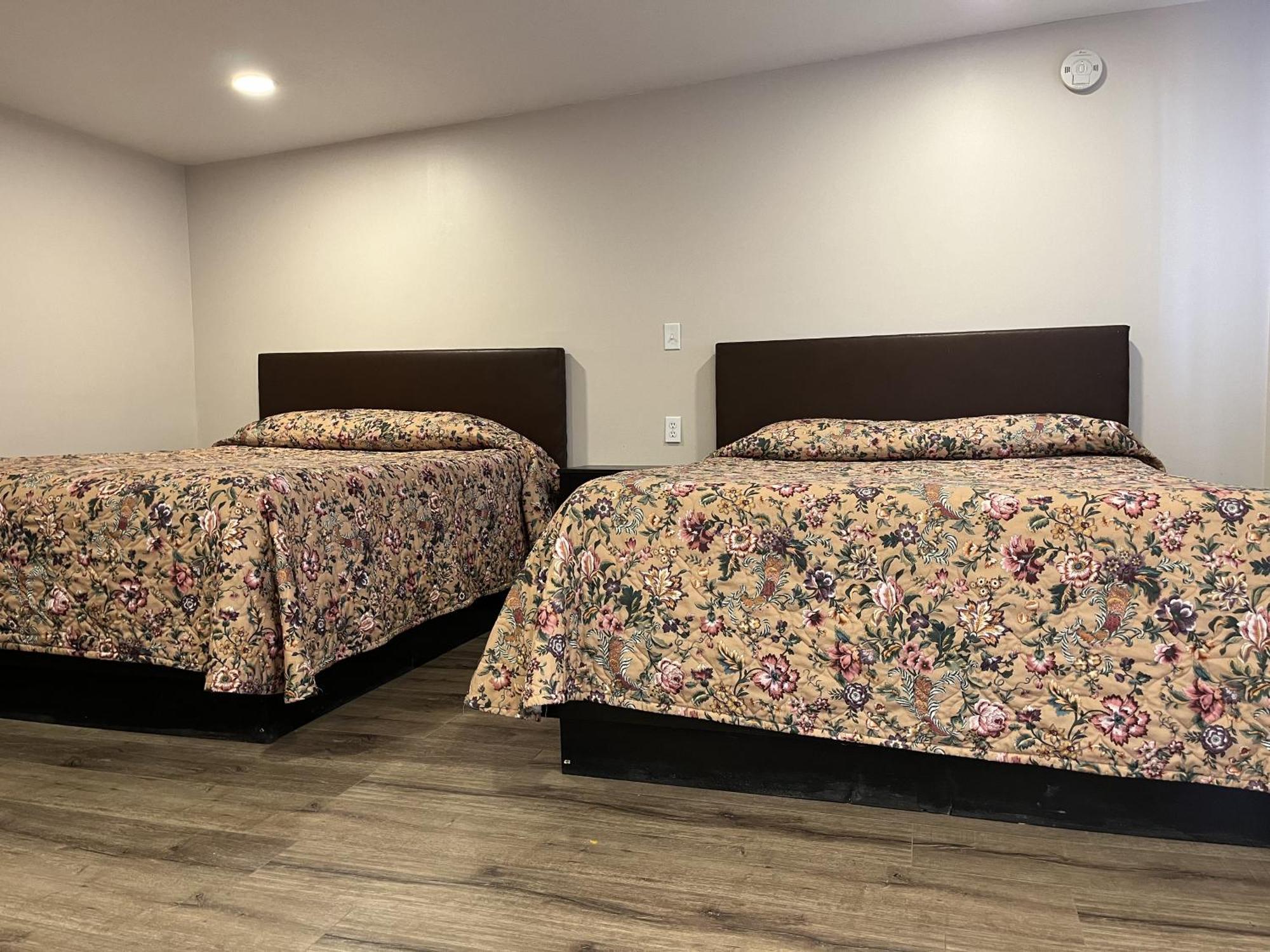 Kluane Park Inn Haines Junction Kültér fotó