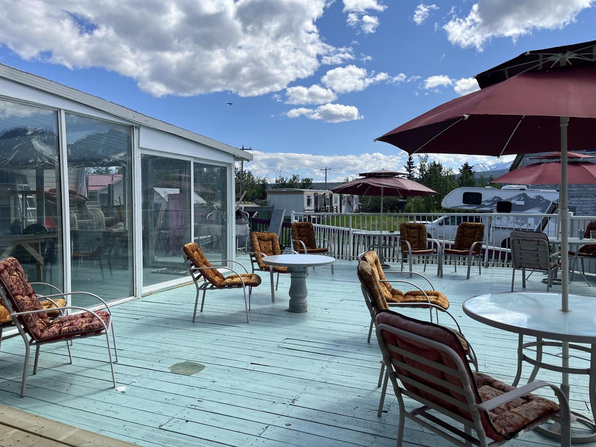 Kluane Park Inn Haines Junction Kültér fotó